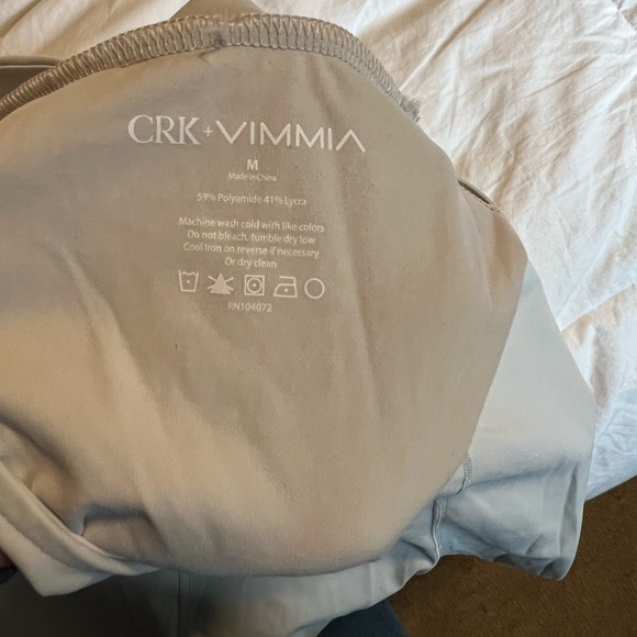 Razor tank and pant set. - Picture 2 of 5